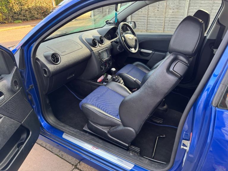 Ford, FIESTA, Hatchback, 2005, Manual, 1999 (cc), 3 doors