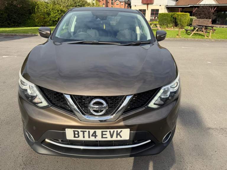 Nissan, QASHQAI, Hatchback, 2014, Manual, 1461 (cc), 5 doors