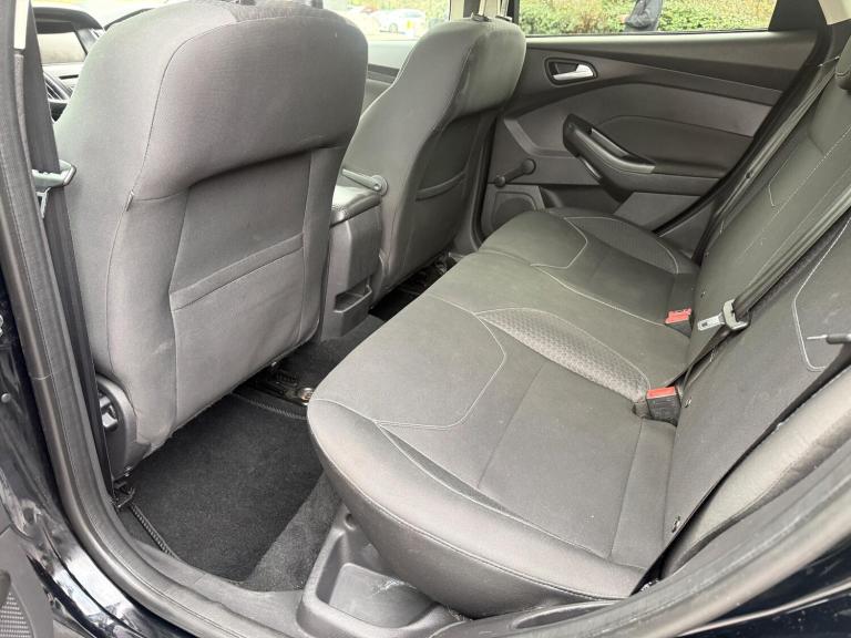 2015 Ford Focus 1.0 EcoBoost Zetec 5dr HATCHBACK PETROL Manual