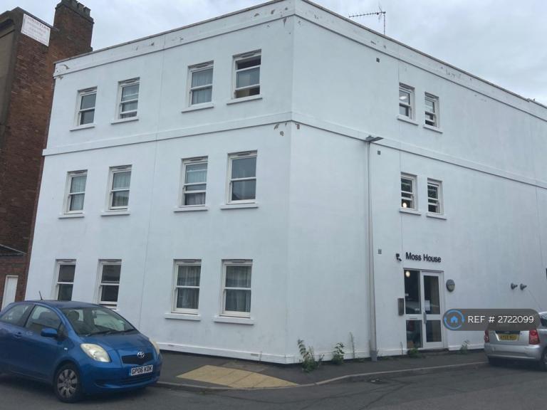 1 bedroom in Moss Street, Leamington Spa, CV31 (#2722099)