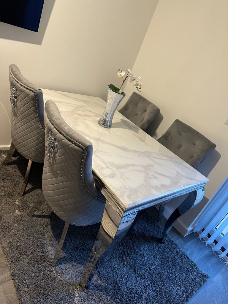 Louis 150cm White marble Dining Table + 4 Knightsbridge Light Grey Velvet Chairs