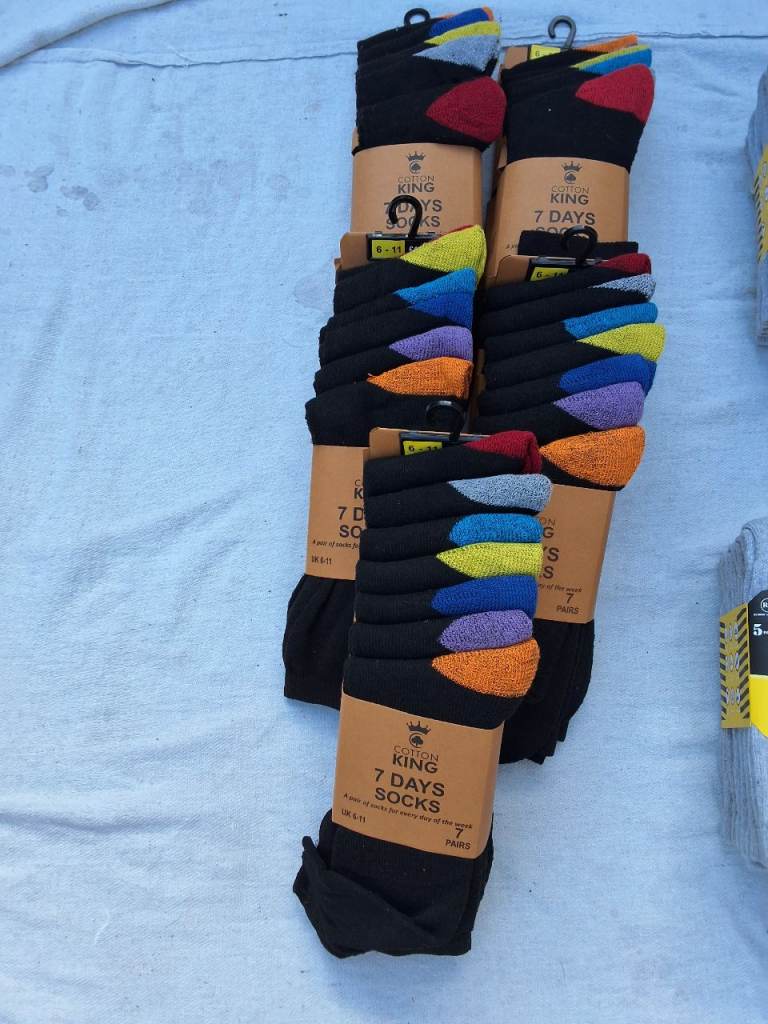 Socks, Mens, 7, pk.  Uk size  6-11. £3.00 per pk.