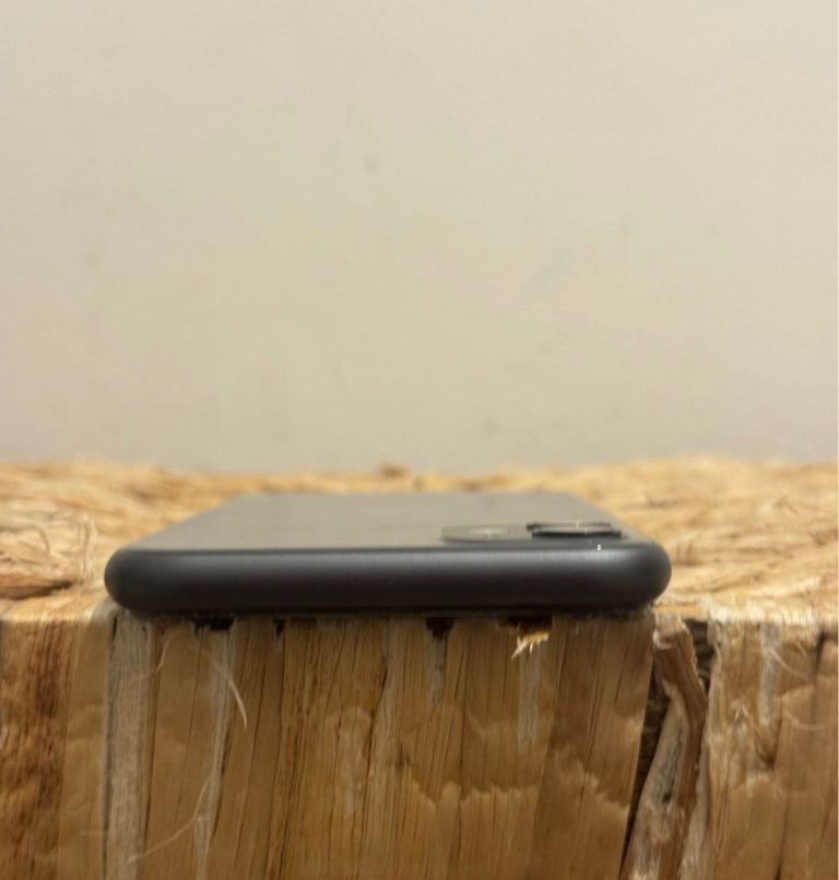 Apple iPhone 11 64GB Unlocked