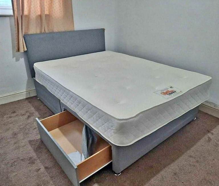 Double Divan Bedframe With Comfort Mattress & drawers Storage