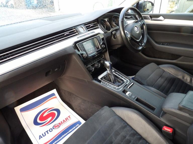 2017 Volkswagen Passat TSI GTE Estate HYBRID Automatic