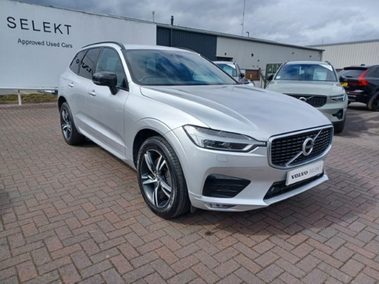 VOLVO XC60 2.0 B5D R DESIGN 5dr AWD Geartronic