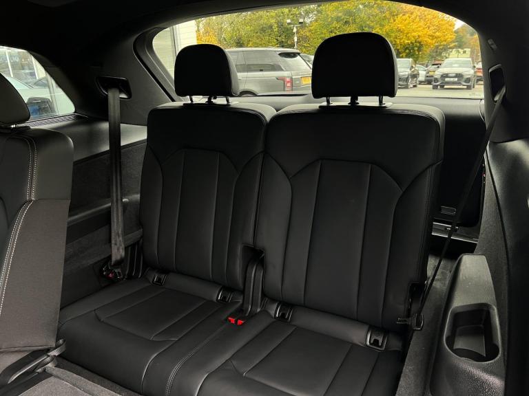 2024 Audi Q7 3.0 TFSI V6 55 Black Edition SUV 5dr Petrol Tiptronic quattro Euro 6 (s/s)  ESTATE P...