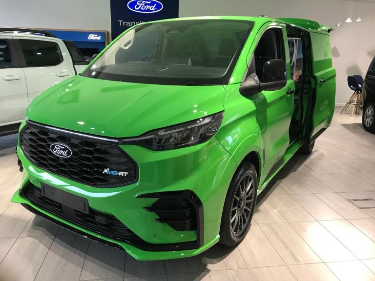 BRAND NEW Ford Transit Custom MS-RT 320 L1 2.5L 232PS PHEV AUTO Yellow Green