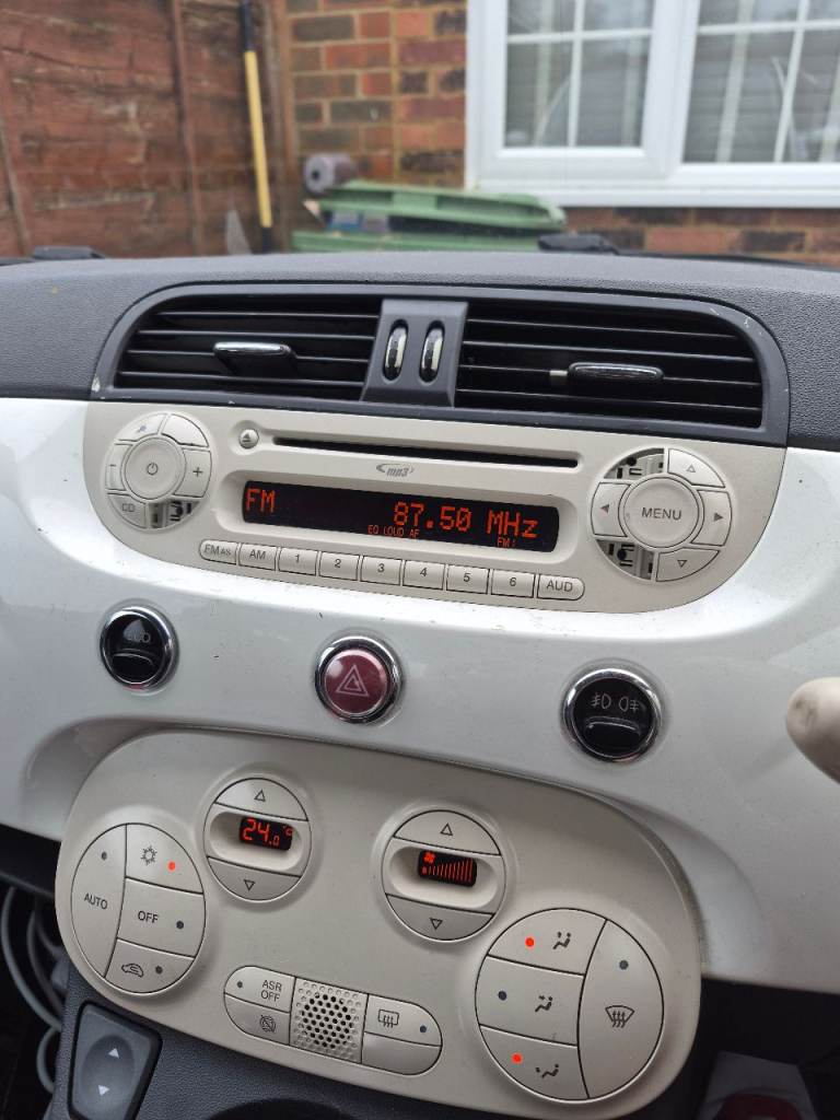 fiat 500 2012 radio head unit 