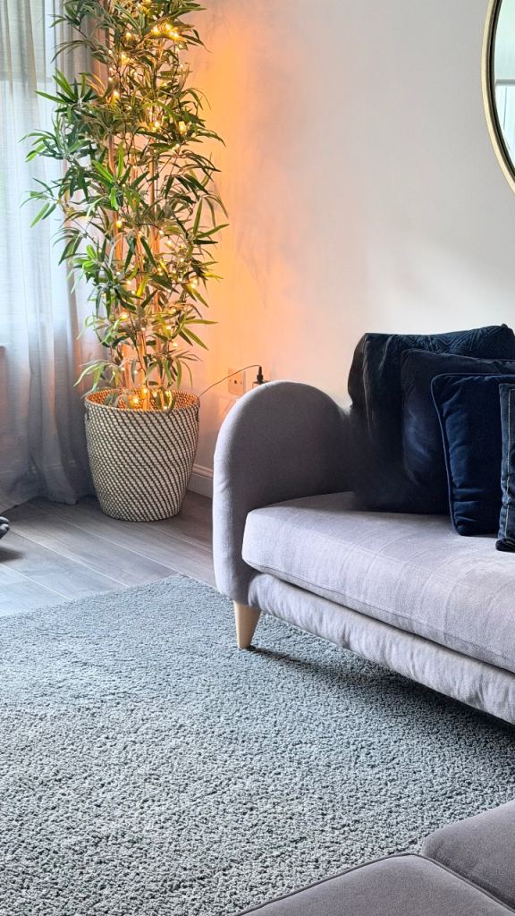 4 seater corner sofa and footstool 