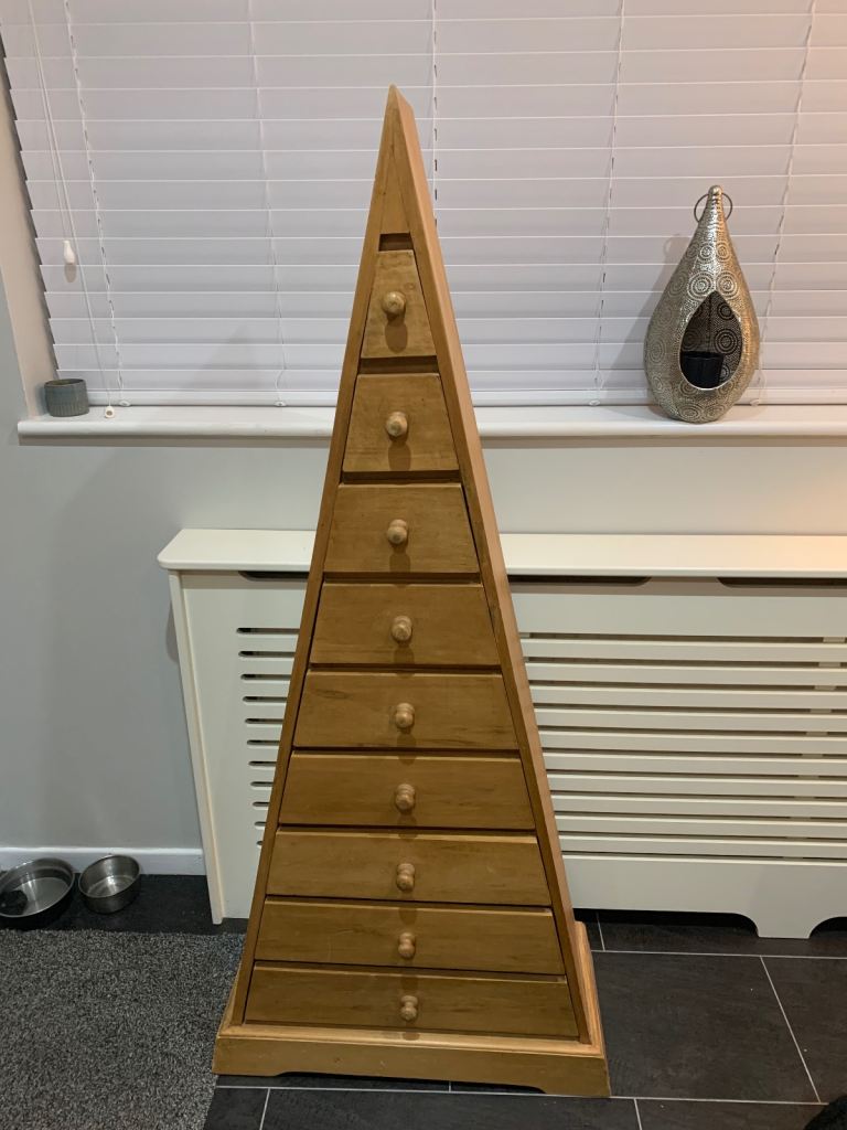 Pine 9 Drawer Ascending Pyramid Unit