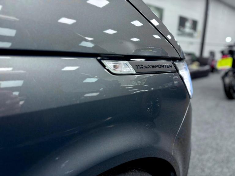 2022 Volkswagen Transporter 2.0 BiTDI T32 Highline Kombi DSG FWD SWB Euro 6 (s/s) 5dr WINDOW VAN ...