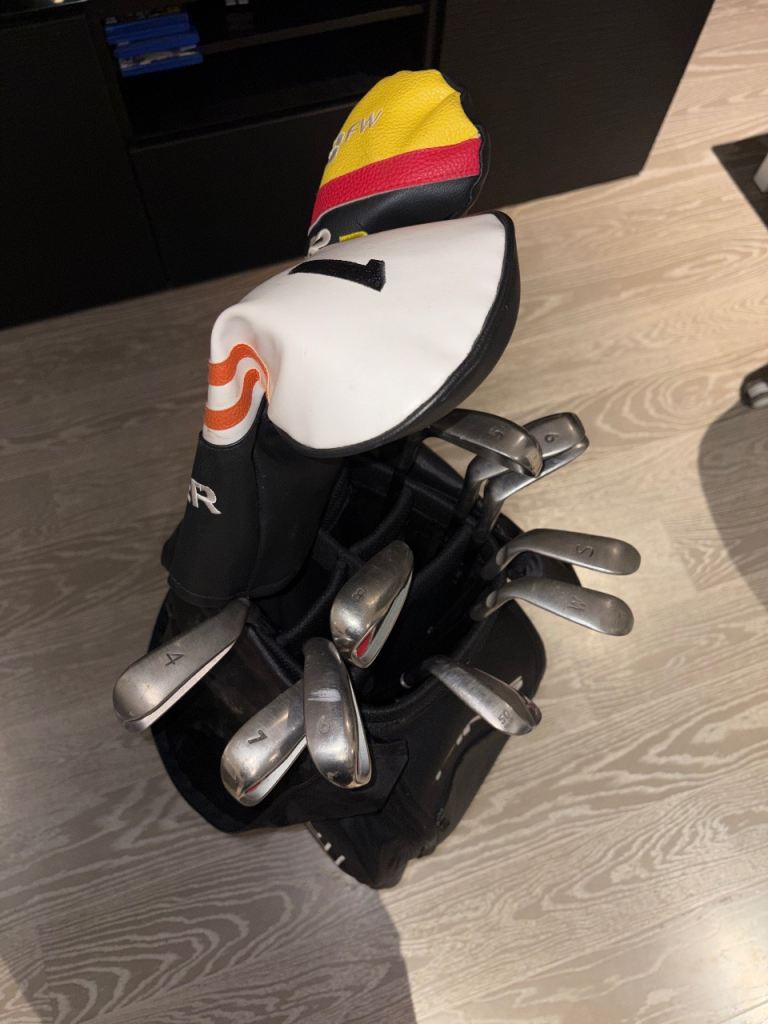 Golf Club Set with Bag – Good Condition