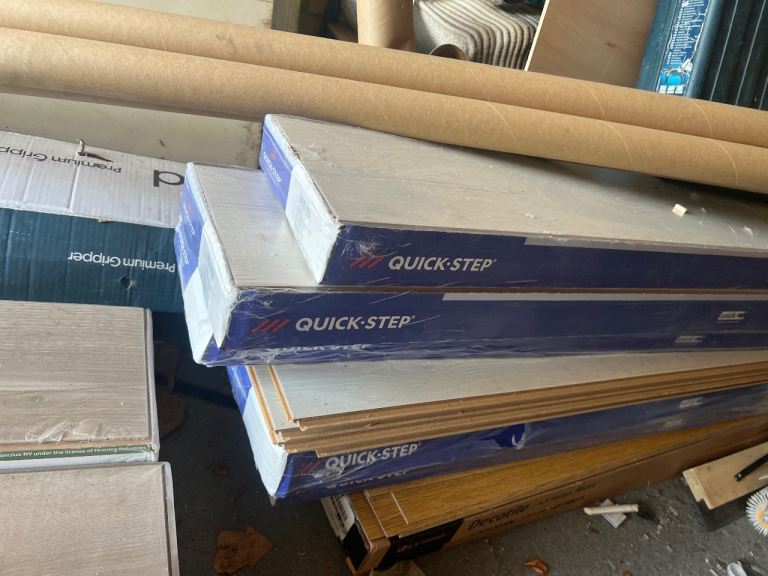 Quick-Step Impressive Ultra Laminate Flooring – Patina Classic Oak Light 6 packs £10 per pack