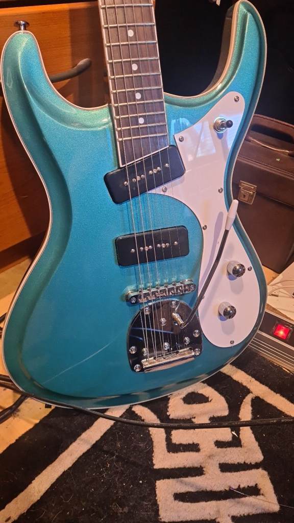 Mosrite ventures II,stunning guitar