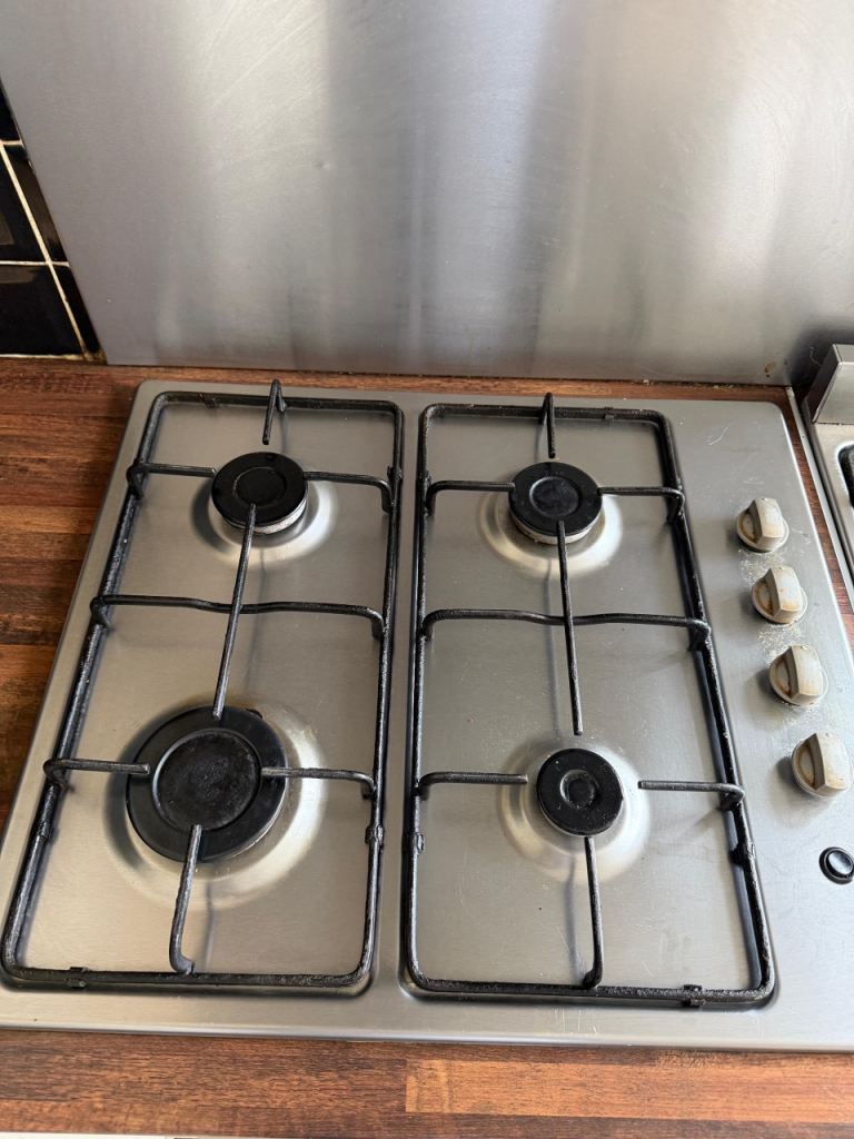 4 burner gas hob with stainless steel only £30
