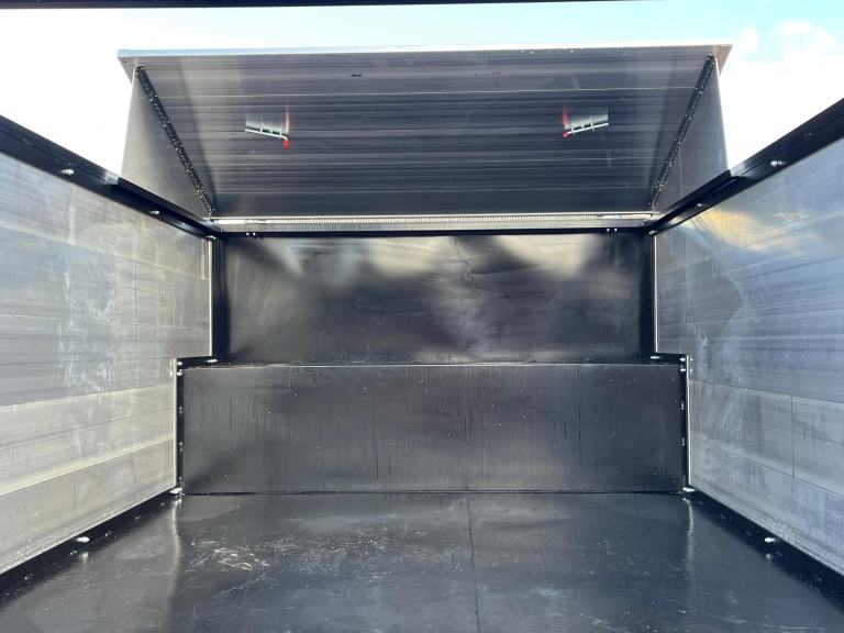 2023 73 reg TOYOTA HILUX KING EXTRA CAB 2.4 D-4D 4WD ARB CHIPPER TOOLBOX TIPPER 