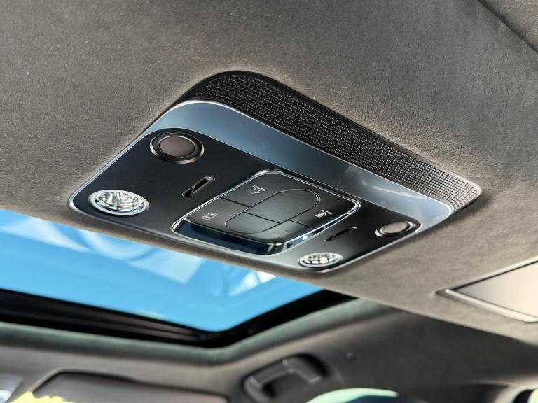 2025 Bentley Flying Spur 4.0 V8 Ultra-Performance 25.9kWh Speed Saloon 4dr Petrol Plug-in Hybrid ...