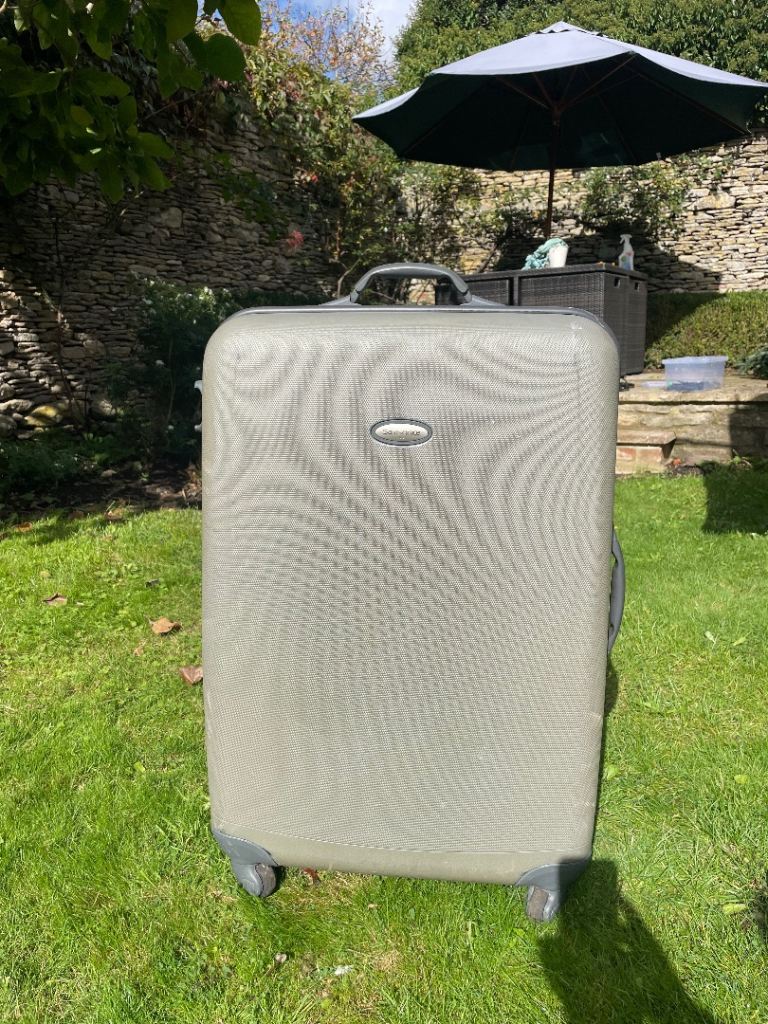 Samsonite Hard shell suitcase, £40.00 for Sale in Malmesbury, Wiltshire ...