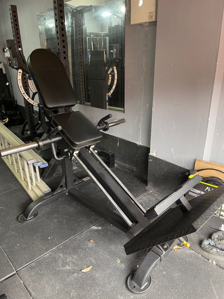Powertec leg sled