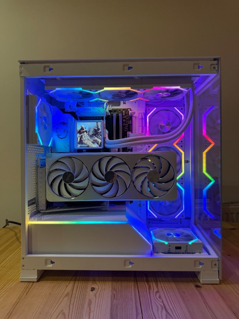 Gaming PC - Ryzen 7 9800X3D, RTX 5070 Ti, 32GB DDR5, 2TB NVME SSD, RGB