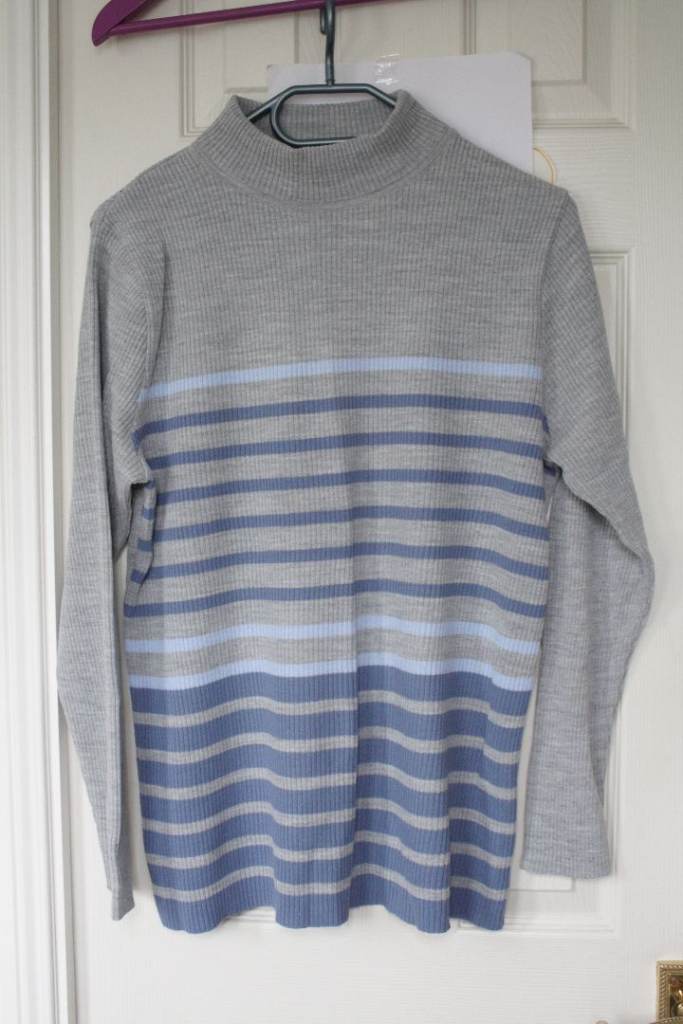 Afibel Women's Grey & Blue Striped Turtleneck Jumper Size 16/18.Can be posted