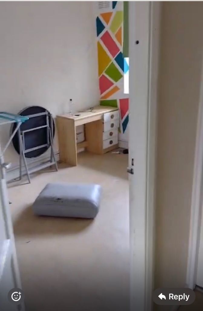 2 bedroom flat