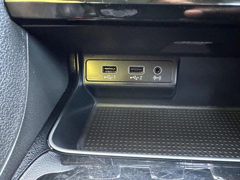 2020 SEAT Leon 1.5 TSI EVO FR Euro 6 (s/s) 5dr HATCHBACK Petrol Manual