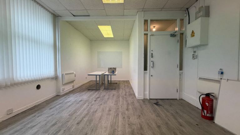Glasgow Central location offices/workshop/studio to let