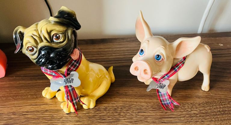 Little Paws Pug & Pig collectable Figurines – Good Condition