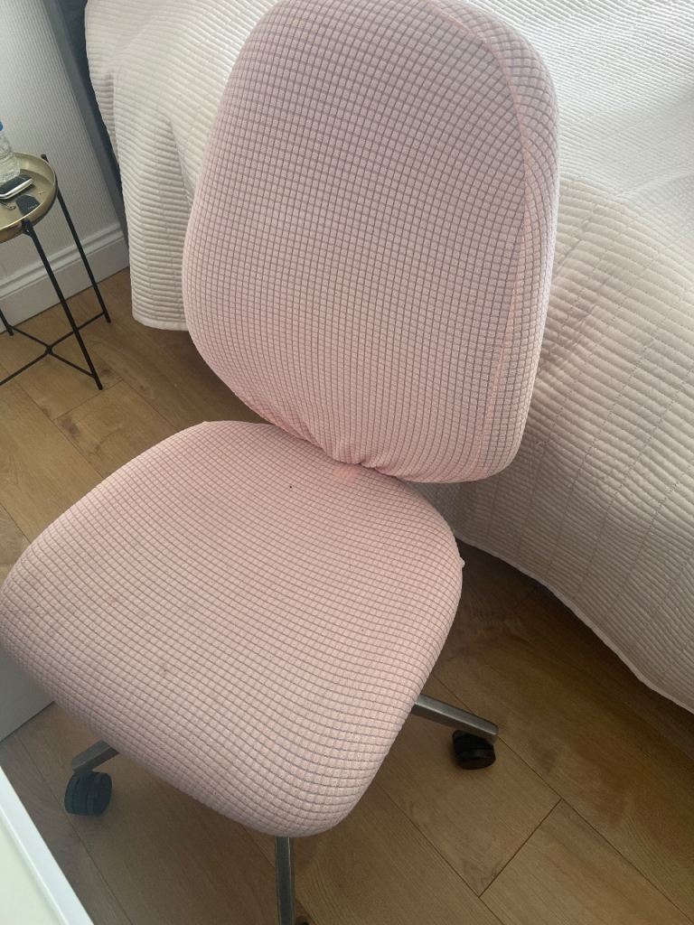 Pink Office Desk Chair with Fabric Cover – Good Condition