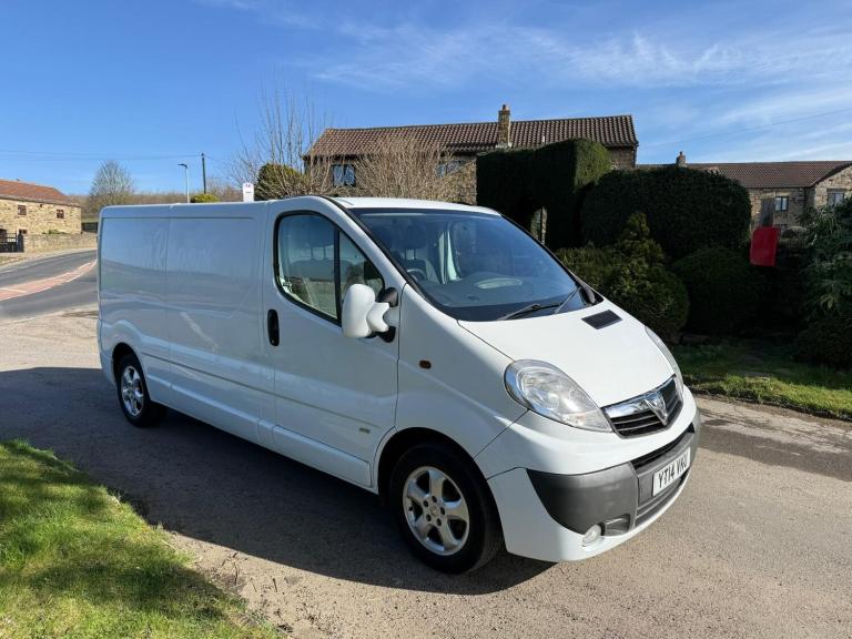 2014 Vauxhall Vivaro 2.0CDTI [115PS] Sportive Van 2.9t Euro 5 PANEL VAN Diesel Manual