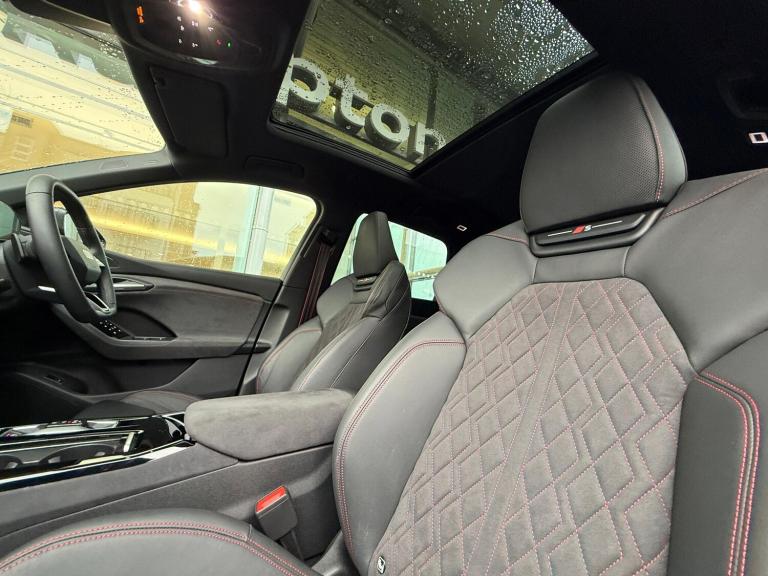  Audi Q6 e-tron 100kWh Edition 1 SUV 5dr Electric Auto quattro (388 ps) Electric Automatic