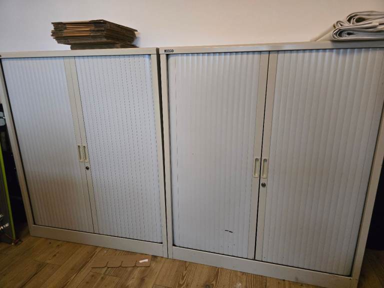 🔥 2 x Roneo Steel Sliding-Door Cabinets – £50 for Both (Quick Sale!) 🔥