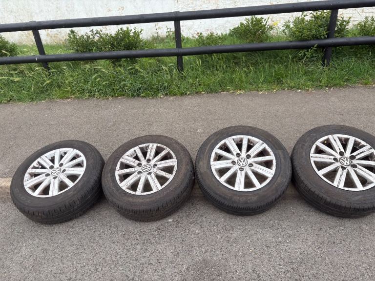 15 inch VW alloys and part warn tyres