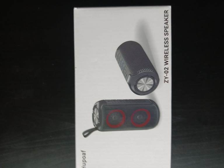 Brand New Hupoaf Bluetooth Speaker, Portable Small Speaker. Collection. Cash £10
