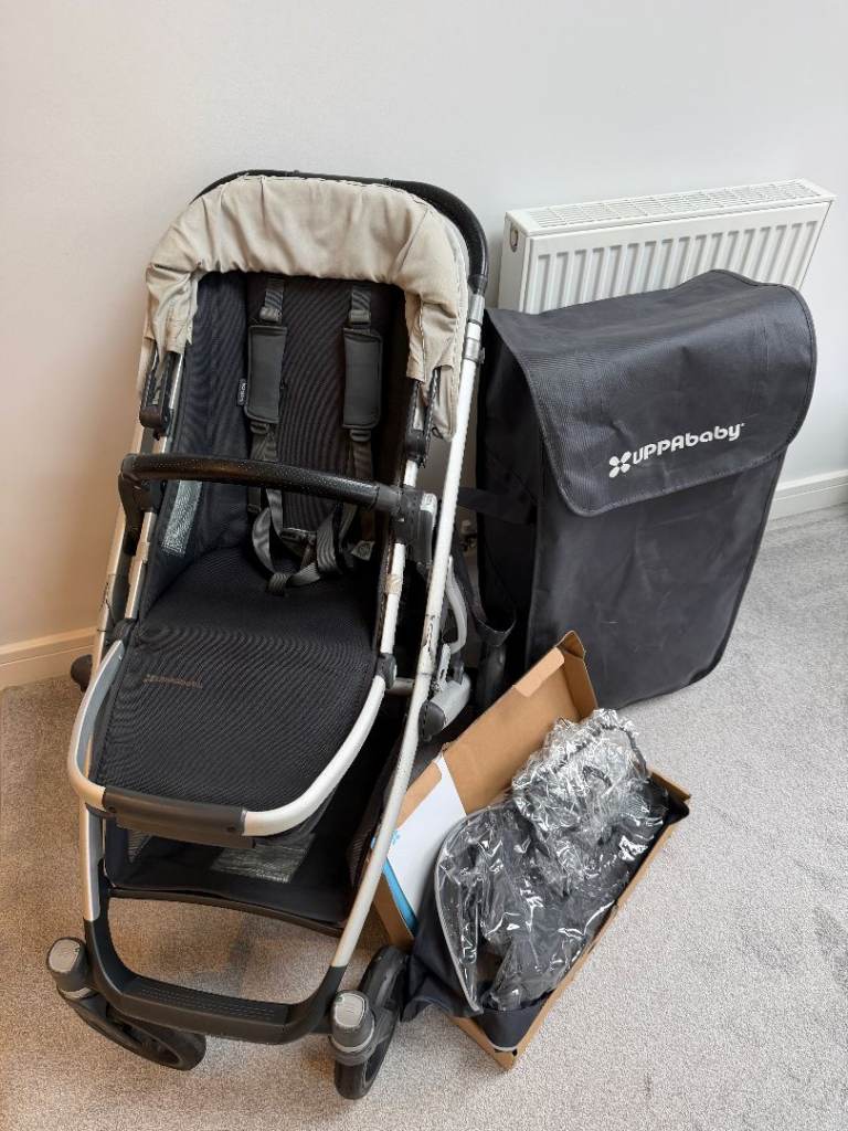 UPPAbaby VISTA V2 Pushchair w/ Rumble Seat & Carrycot + Covers - Sierra - Very Good Condition