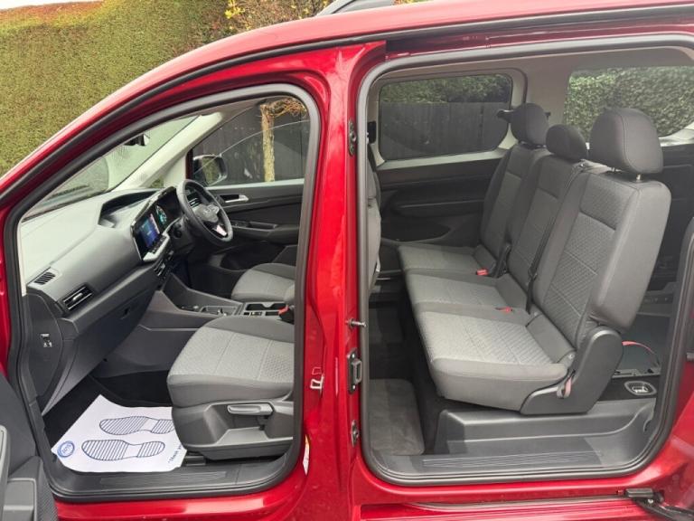  Ford Tourneo Connect 2.0 EcoBlue Titanium 5dr Auto 5 SEATS WHEELCHAIR Diesel