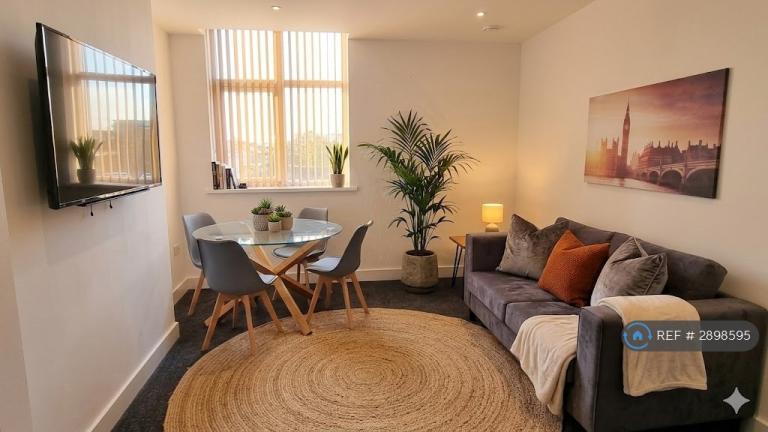 2 bedroom flat in Quarterbank Apartments, Sunderland, SR1 (2 bed) (#2898595)