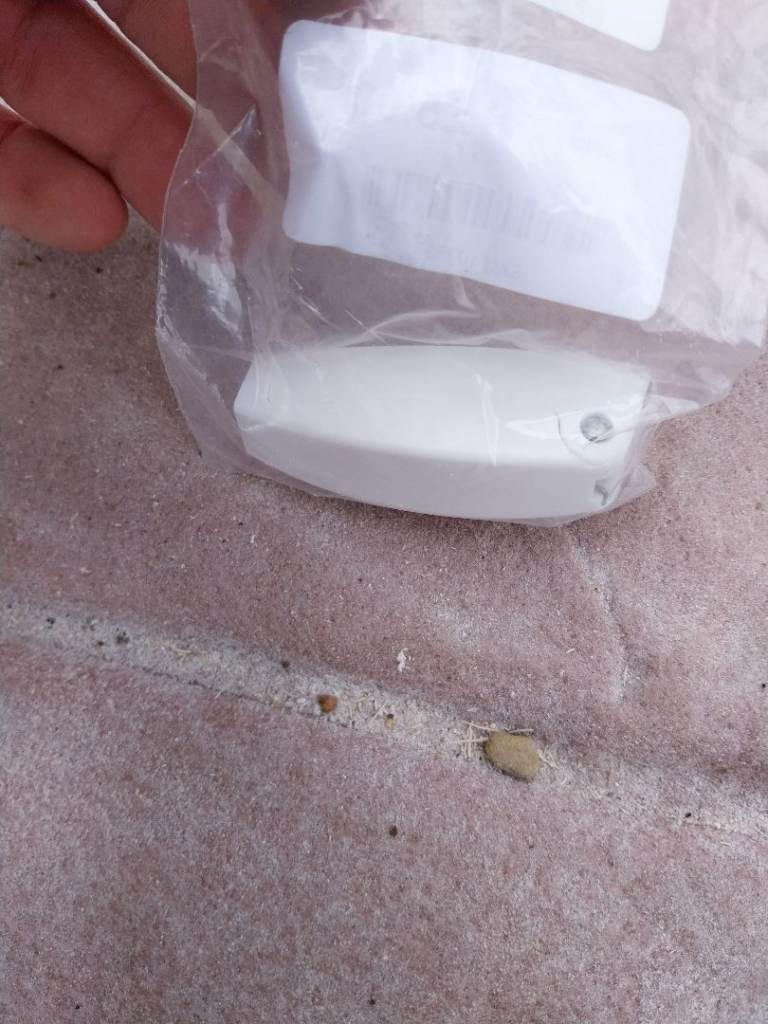 Caravan hob retainer clip