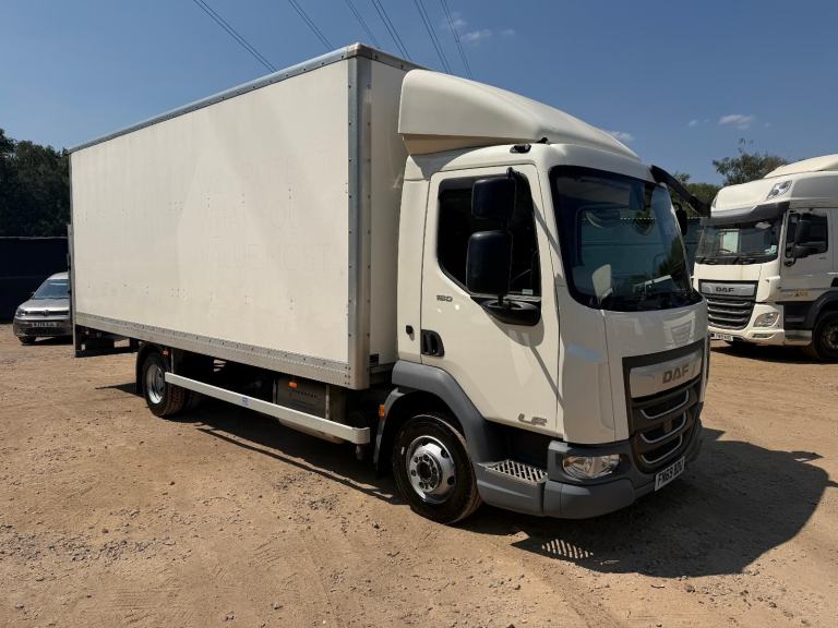 DAF TRUCKS LF180 2019 69 7.5 ton box truck tail lift auto 
