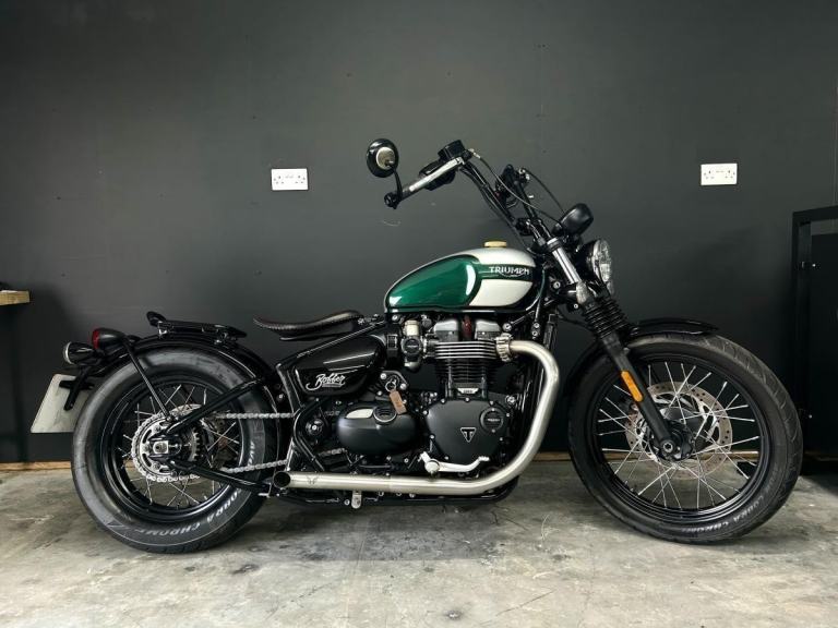 2017 17-PLATE TRIUMPH BOBBER 1200 ** 9,051 MILES ** LOVELY EXTRAS **