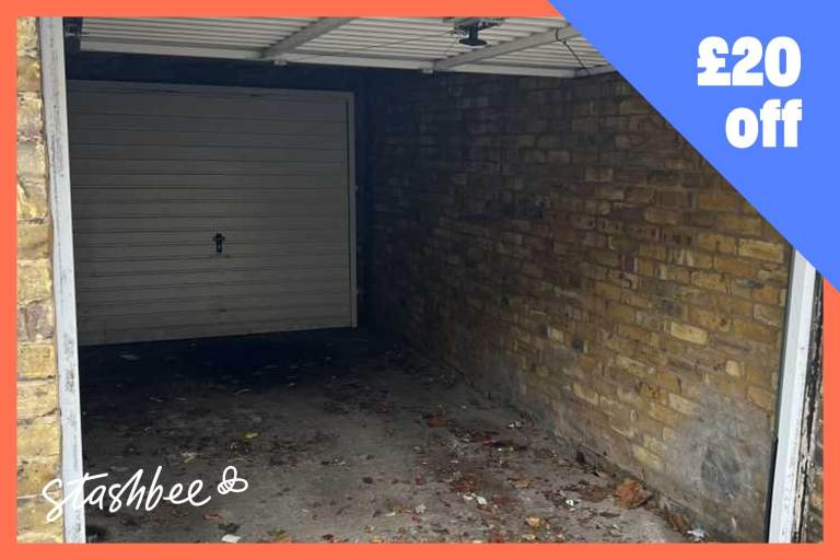 Garage to rent in London (E1) | Stashbee