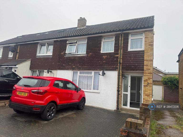 1 bedroom in The Oaks, Hayes, UB4 (#2847206)