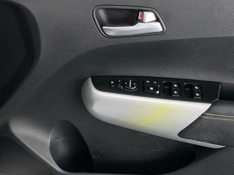 2022 Kia Picanto 1.0 X-Line 5dr Auto Hatchback PETROL Automatic