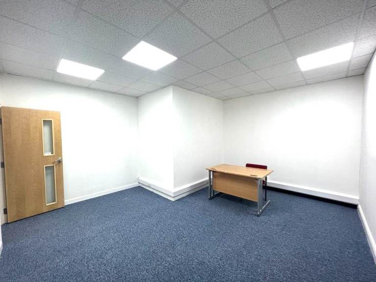 Medium office to rent in Dudley DY2
