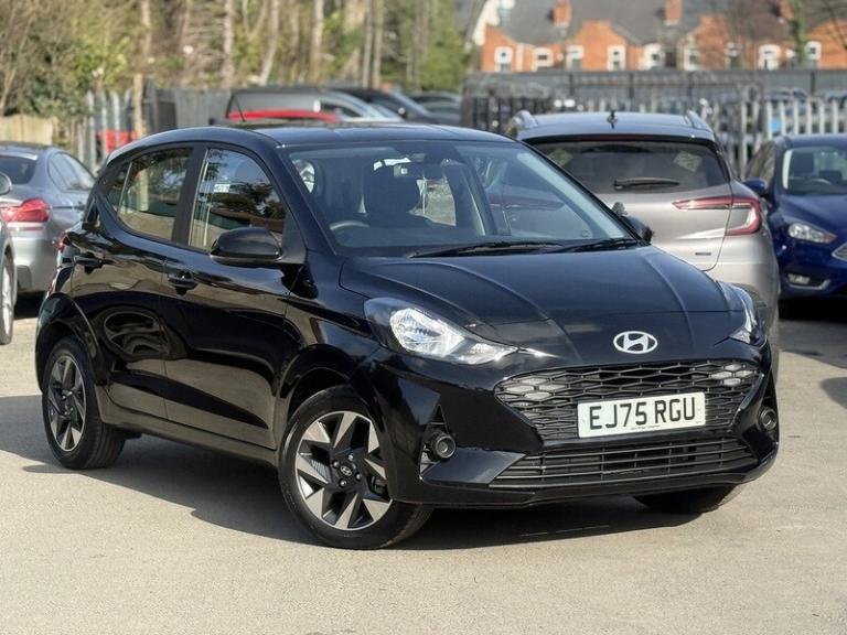 2025 Hyundai i10 1.0 Advance Hatchback 5dr Petrol Auto Euro 6 (s/s) (63 ps) Hatchback Petrol Auto...