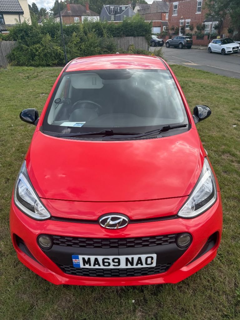 Hyundai i10 play 2019 Low Mileage beautiful drive