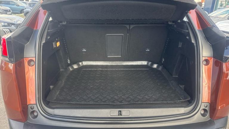 2019 Peugeot 3008 1.2 PureTech Allure EAT Euro 6 (s/s) 5dr SUV Petrol Automatic