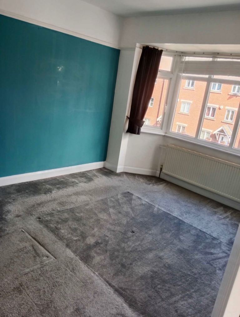 Double bed room in 3 bedroom house